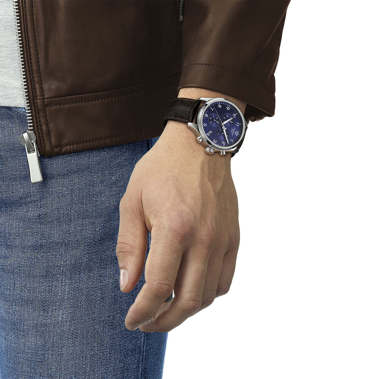 Montre Tissot chrono XL classic cuir brun
cadran bleu