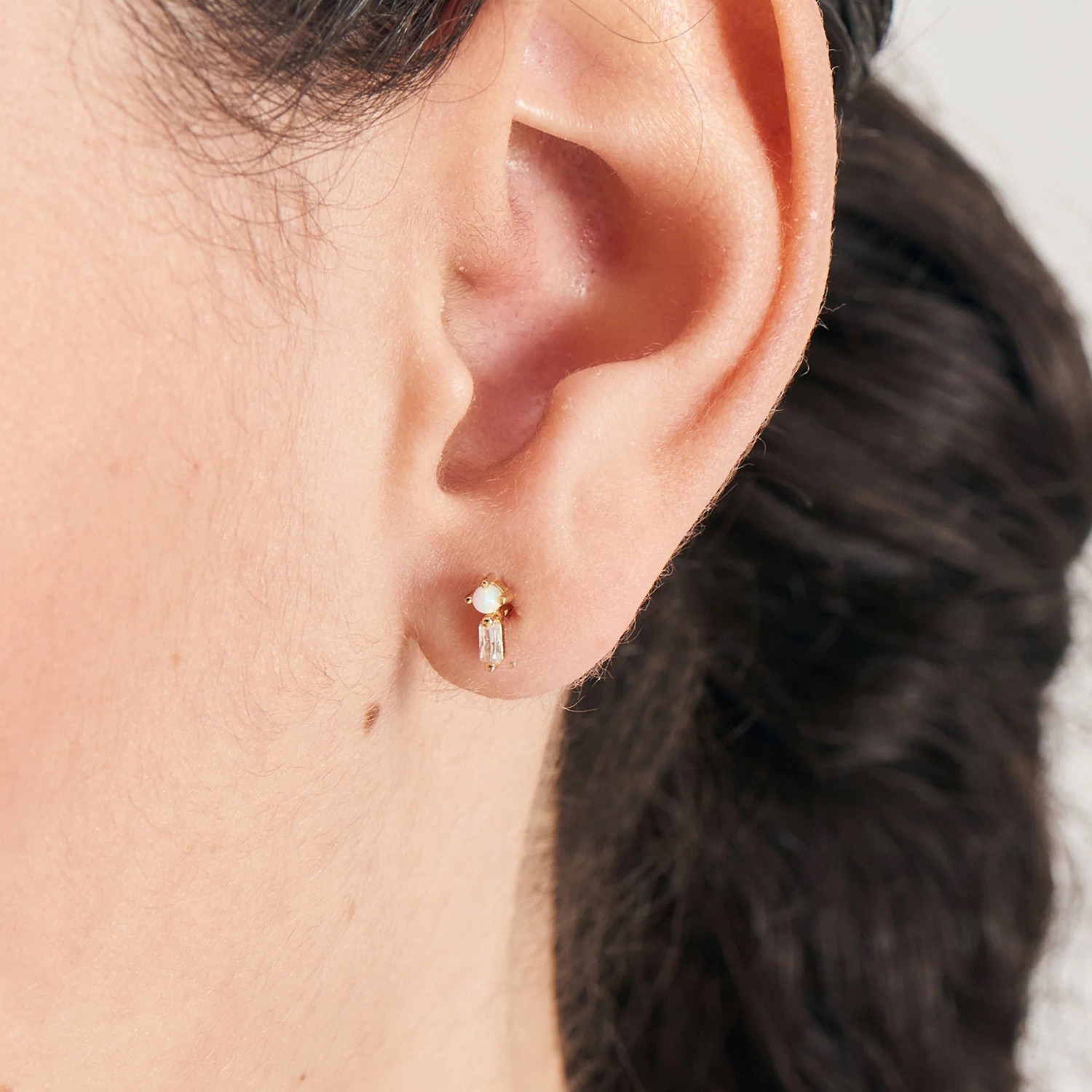 Boucle d'oreille individuelle Ania Haie Kyoto Opal S
parkle dorée