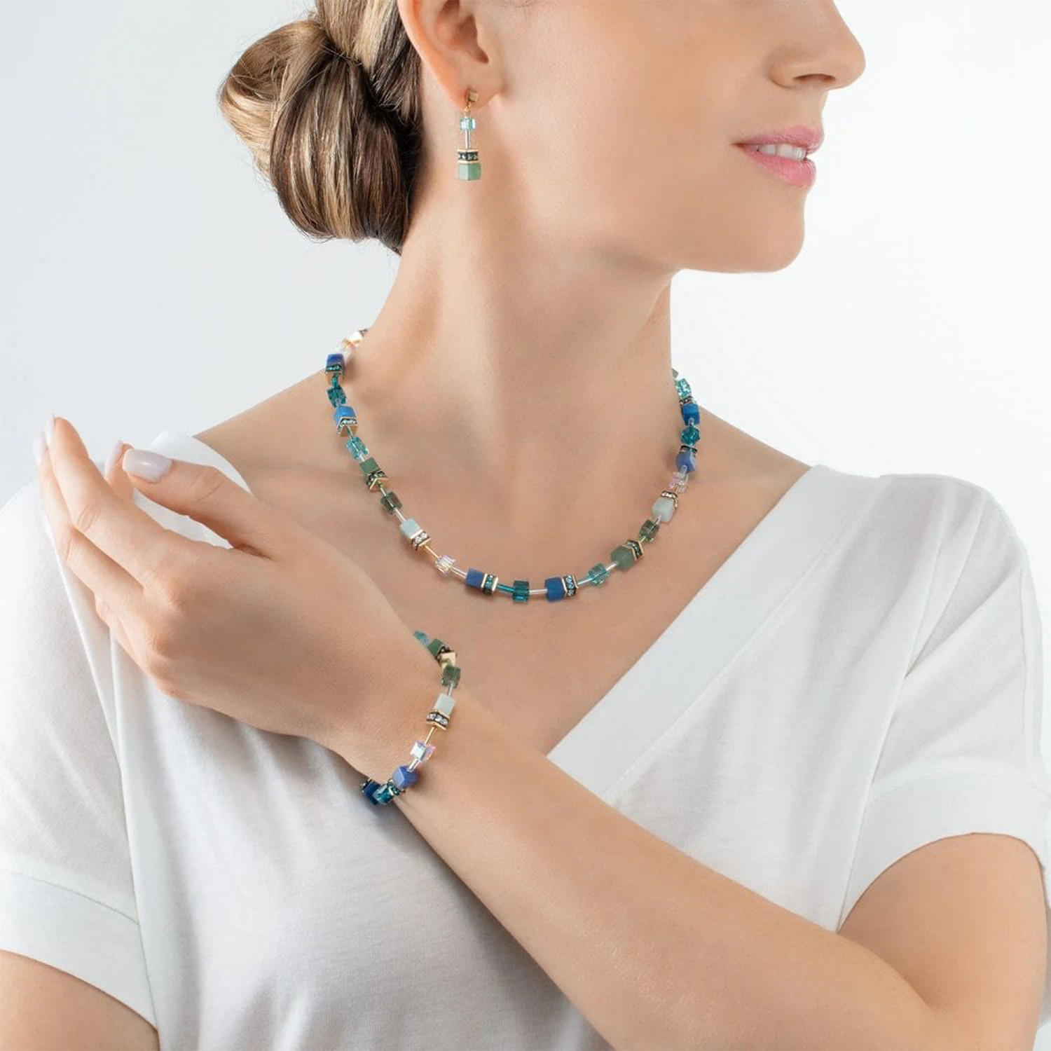 Bracelet Coeur de lion GeoCUBE® Iconic
Precious vert-turquoise